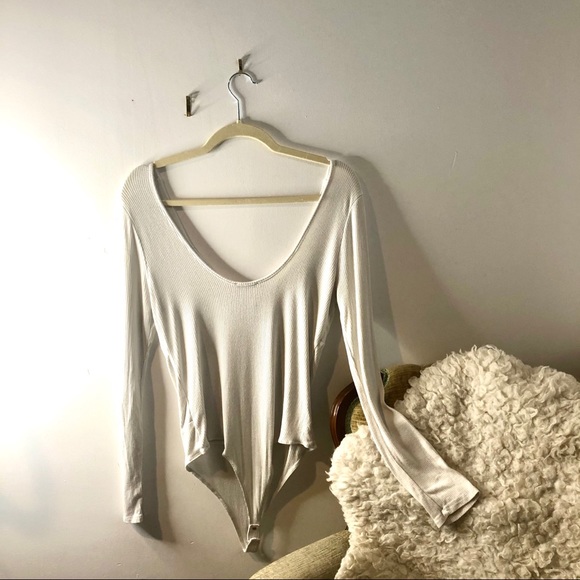 Off shoulders bodysuit - Picture 2 of 9